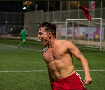 סביר ברמות אחרות. בן סביר חוגג את כיבוש השער (מיכאל חי)