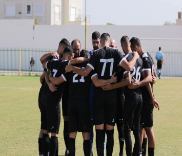 יצטרכו להתרגל למאמן חדש. שחקני כפר קרע (דאפר מאחמיד)