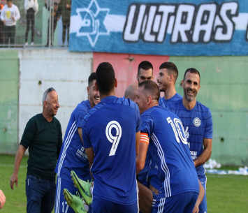 שמחת המנצחים. שחקני נוג'ידאת בסיום המשחק (דאפר מאחמיד)