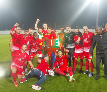 חגיגה דומה לאזור. שחקני לוד