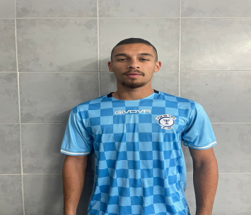 אתגר חדש. יואב צור במדי בית