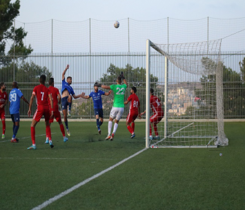 גם הפעם היה צמוד. שחקני הקבוצות במשחק הקודם (דאפר מאחמיד)