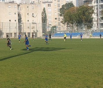 הפועל מחנה יהודה נגד בית