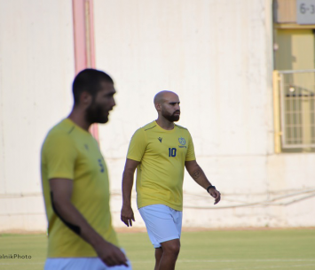 שלוש נקודות. שחקני הרצליה