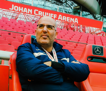 מצא בית חם. אייל הלטמן (מיכה פישנזון)