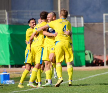 שמחה גדולה באשדוד (בן מלניק)