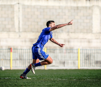 שער ענק. מור ברמי (וואסים מואסי)