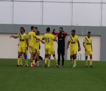 פסע מליגה א'. שחקני אום אל פאחם חוגגים (דאפר מאחמיד)