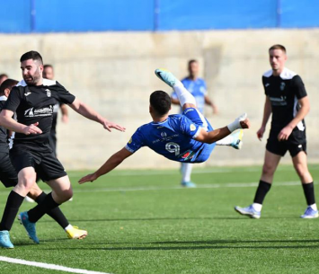 זועמים על בית הדין. שחקני רובי שפירא במשחק מול קרית ים (עדי דטליס)