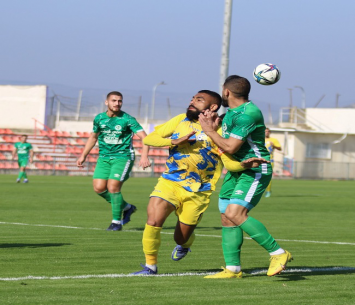 צמודים. שחקני כפר כנא ואתא ביאליק (דאפר מאחמיד)