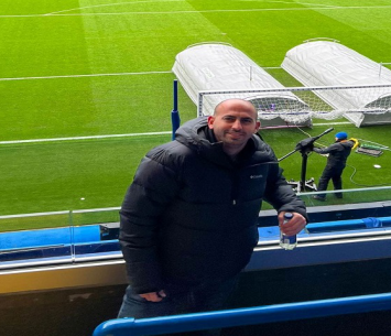 זועם על מה שקרה בהרצליה. תאמר (תותי) נופי