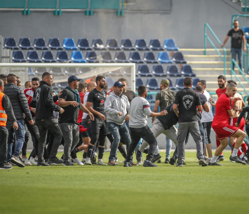 הסערה במגרש (איהם ג'אברין)