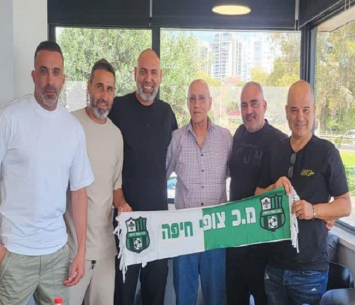 מתחילים דרך חדשה יחד. שחר סימנטוב וחברי הנהלת צופי חיפה (מדיה צופי חיפה)