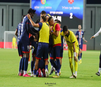 סוף טוב - הכל טוב. שחקני נוף הגליל חוגגים הישארות (בן מלניק)