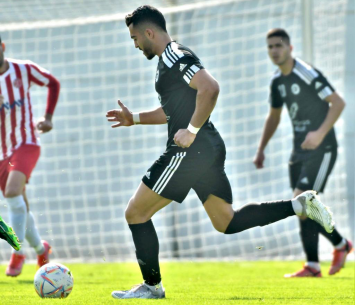 חלוץ מצוין. חסן (אבי רביבו)