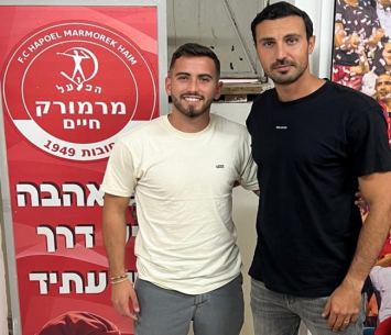 יישאר בליגה א'? שפייר לצד מאמנו במרמורק, דויד מרטן