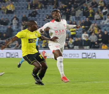 עובר לצפון. דואגוי מאלה במדי כפר קאסם (בן מלניק)