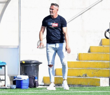 מאמן המחזור. לאלה (אבי רביבו)