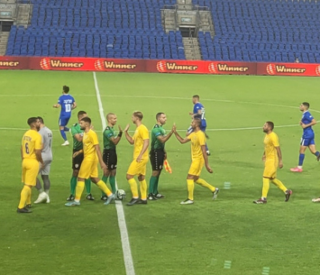 לוהטת. מכבי הרצליה (האתר הרשמי של מכבי הרצליה)