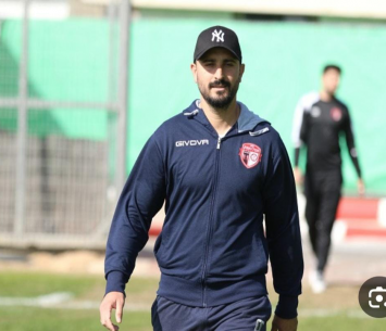 מחפש אתגר חדש. טל (דאפר מחאמיד)