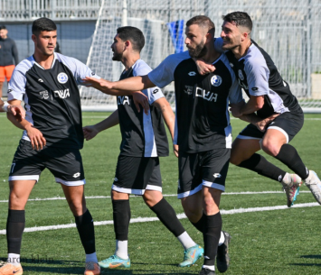 שחקני דימונה (ירון קליין)