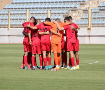 חוזרים הביתה. שחקני הרצליה (בן מלניק)