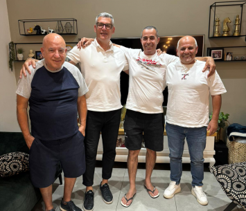 ישראל כהן ואנשי בית