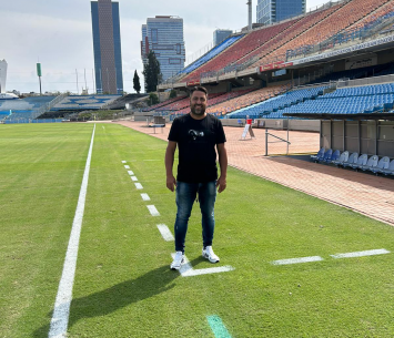 יחפש אתגר חדש. מזרחי