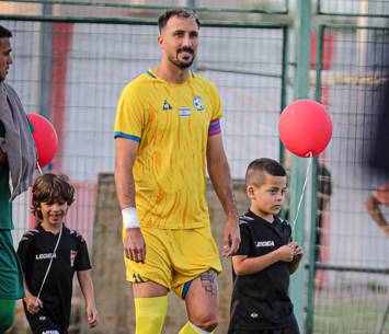 דוד אמזלג (נזיה סולטאן)