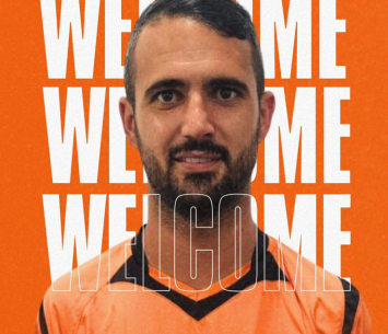 במדים החדשים. לביא