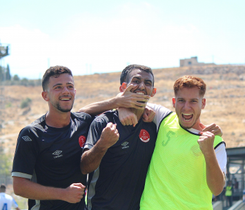 שמחה גדולה. שחקני מרמורק (סהר בראל הפועל מרמורק)