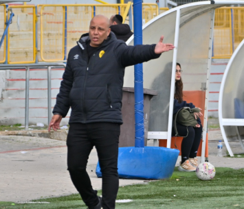 מרוצה. כחילה (ירון קליין)