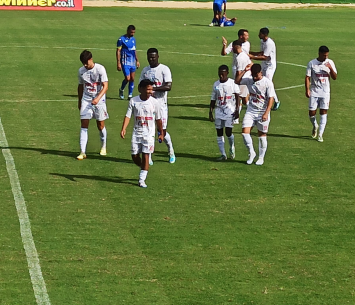 מצוינים. שחקני הרצליה (אלון יהודיוף)