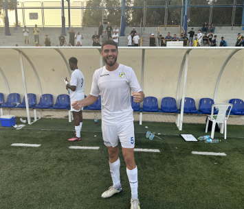 כובש שער הניצחון. חמודה