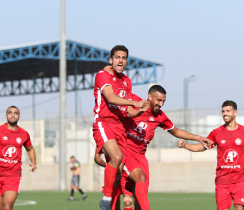 לקחו נקודה. שחקני באקה (וואסים מואסי)