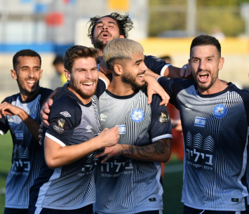 מקום ראשון בליגה. שחקני קריית ים