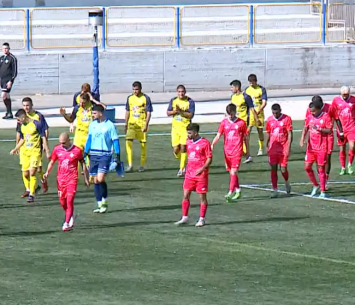 שחקני שתי הקבוצות (צילום מסך)