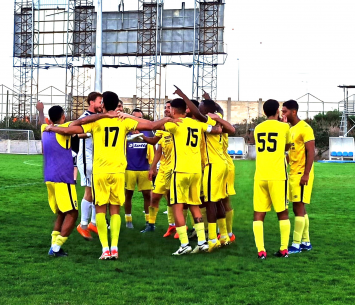 חגיגה גדולה. שחקני חולון (אלון יהודיוף)