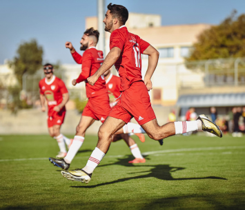 שחקני טירה (נזיה סולטאן)