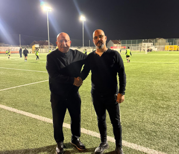 אסולין עם זנפט (באדיבות הקבוצה)