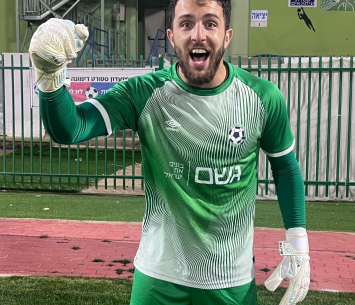 אחד המצטיינים במשחק. דהן