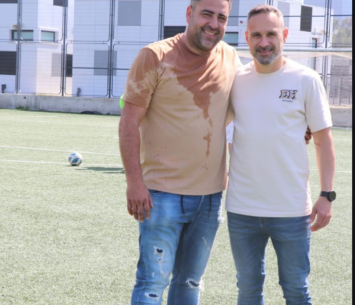 שמחה גדולה. כבודי ומזרחי 