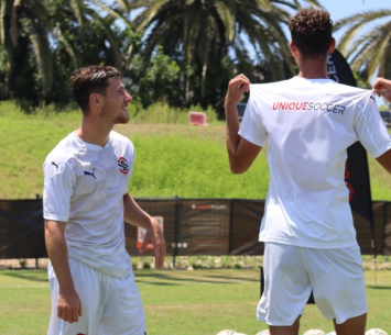 גבי קניקובסקי באימון אישי (Unique Soccer)