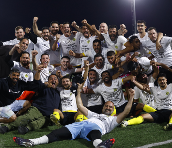 חגיגה גדולה. שחקני כפר יונה