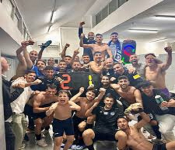 זועמים. שחקני מודיעין