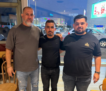 מוסא דיאב במעמד החתימה