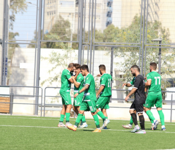 שחקני אחי נצרת חוגגים (דאפר מחאמיד)