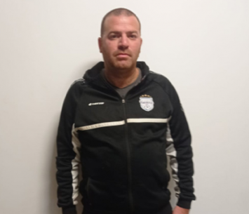 נפרד. דה כלבו