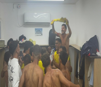 דרסו. שחקני חולון