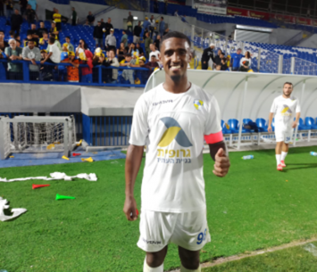 חשש מפציעה. לקאו (אלון יהודיוף)